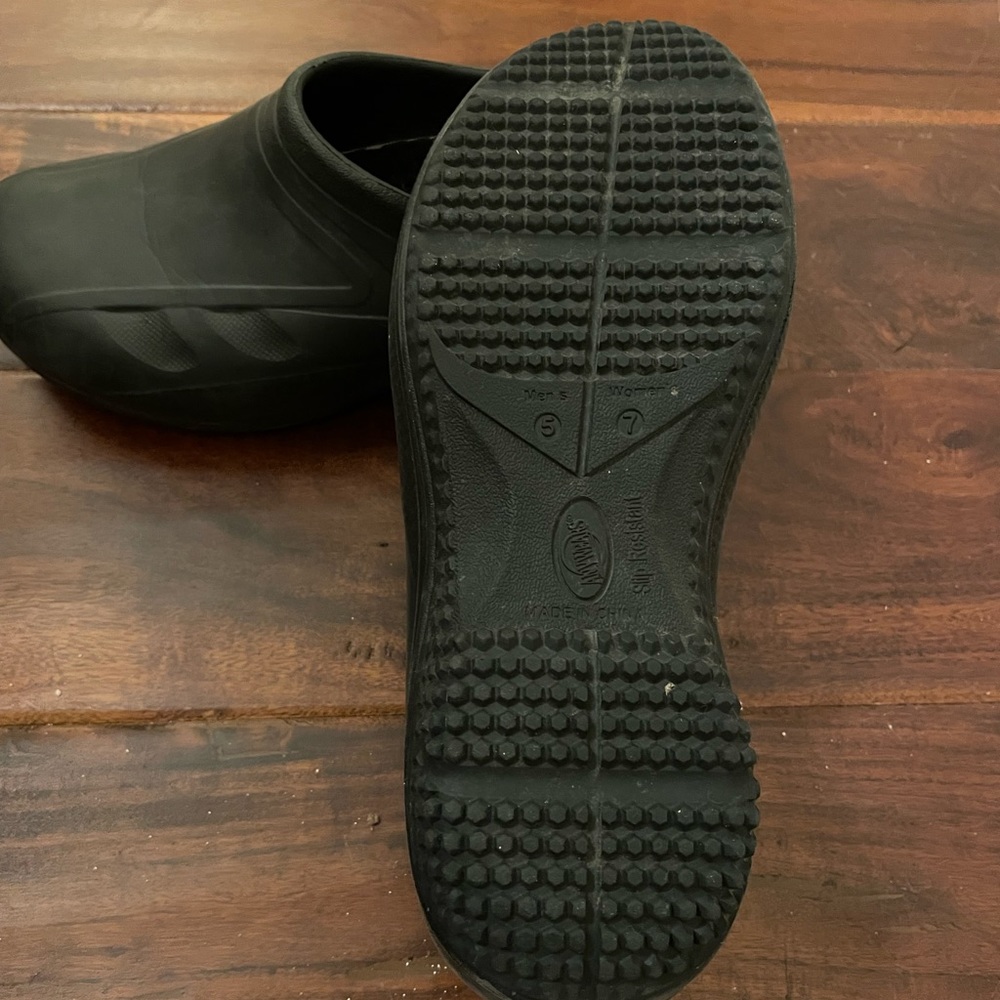 Clogs